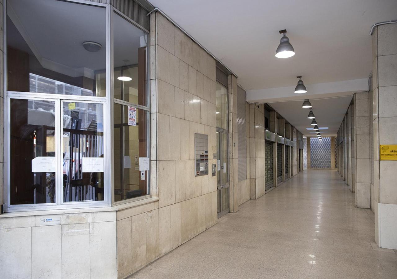 Smart Central Apartments Milan Bagian luar foto